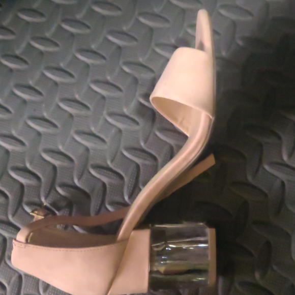 Expression block heel sandals - Picture 2 of 4